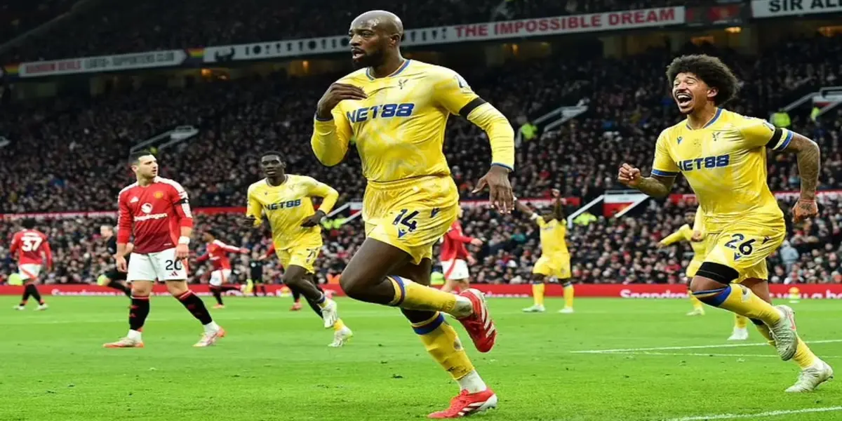 A Mateta double condemned United to defeat at Old Trafford.