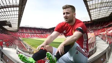 Amorim must now decide who will fill the void left by Malacia's departure.