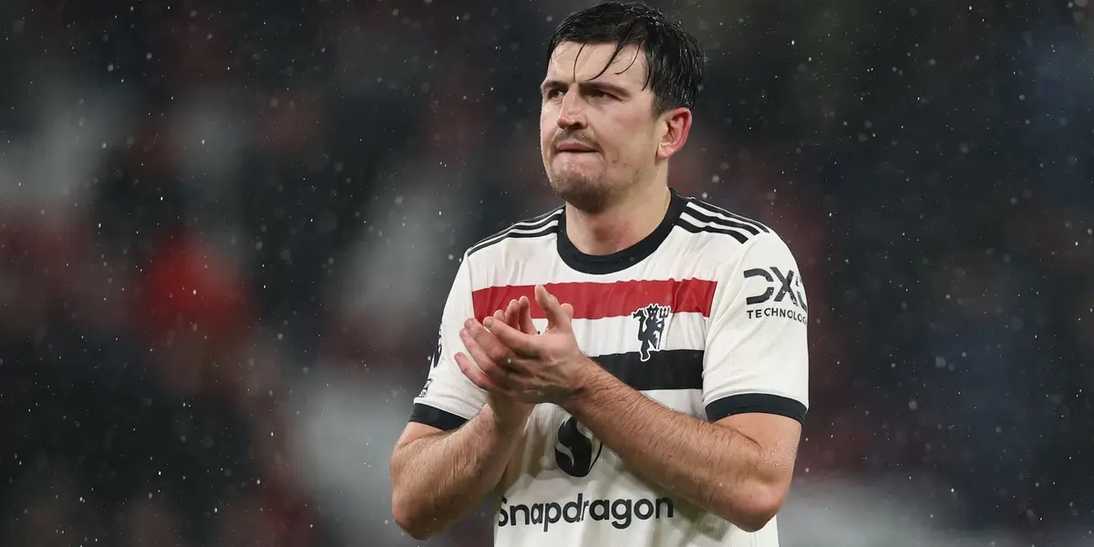 Anfield agony as United denied at the death