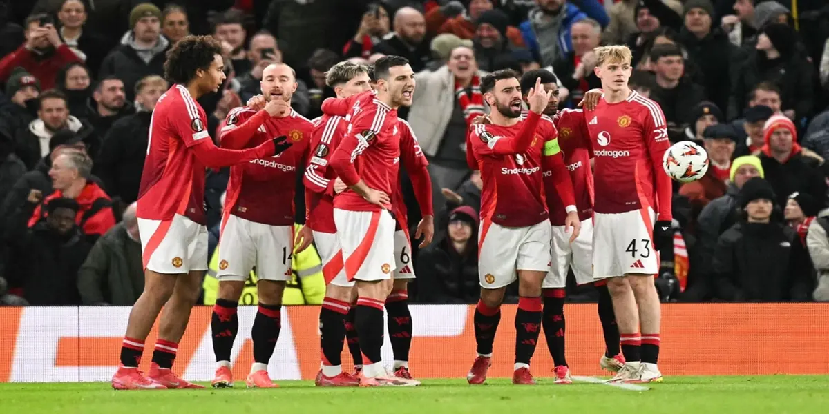 Antony's departure will help ease Manchester United's financial burden.