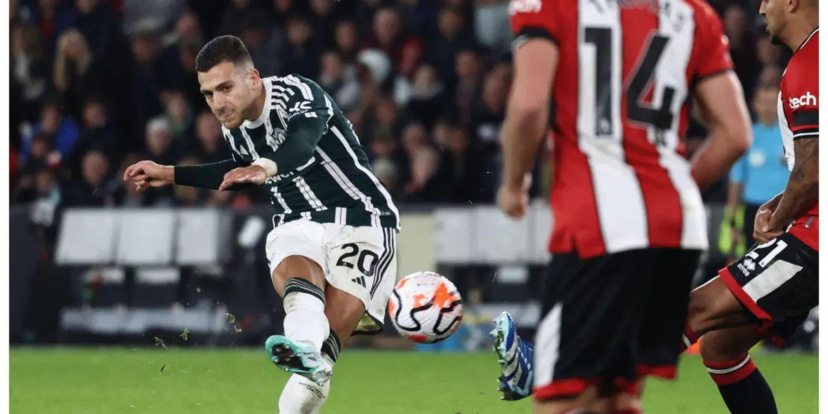 Diogo Dalot scores an absolute screamer for Manchester United.