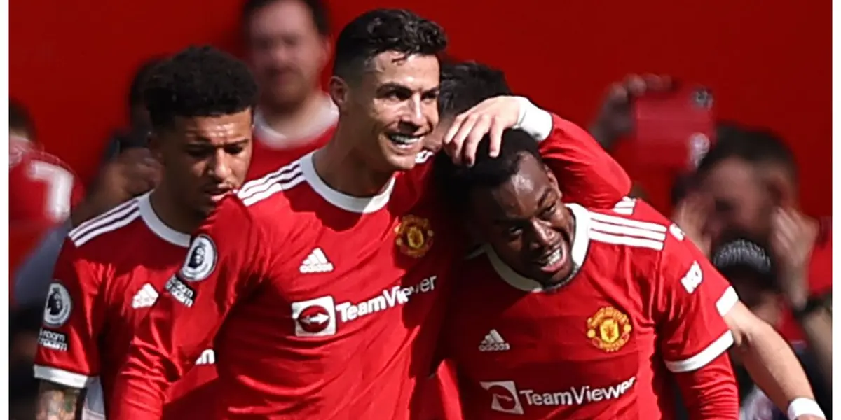 He might be falling out with the club management but he remains be an abject professional.