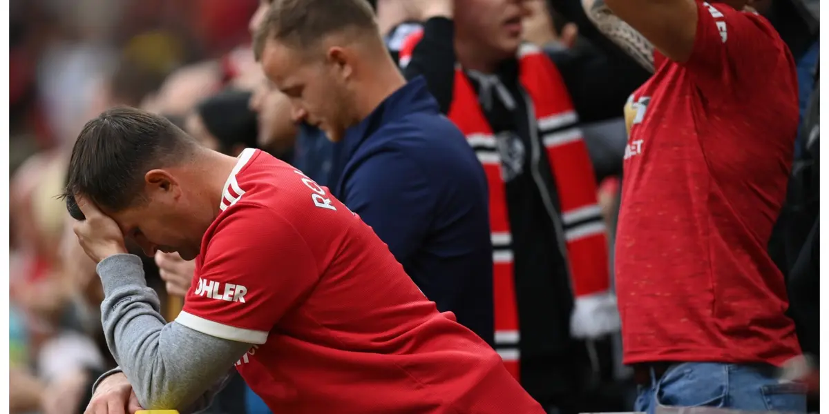 In a recent of shocking event that took the world by storm today, United and Ronaldo parted ways.