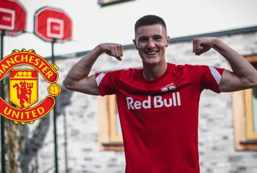 It looks like it will be another week without signings at Old Trafford