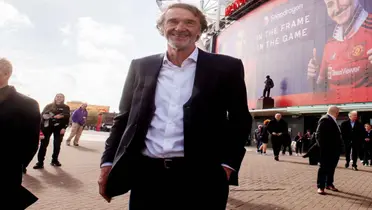 Left Behind: United Struggles to Keep Pace with Rivals