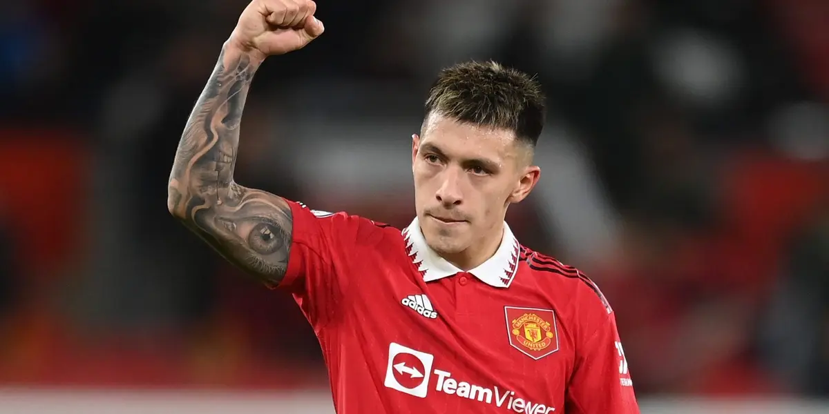 Lisandro Martinez has had a great season with Manchester United and the team wants to compensate the Argentinian for that.