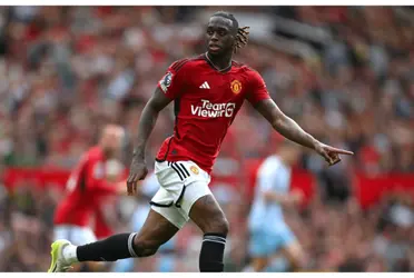 Manchester United are now taking another direction with the player.