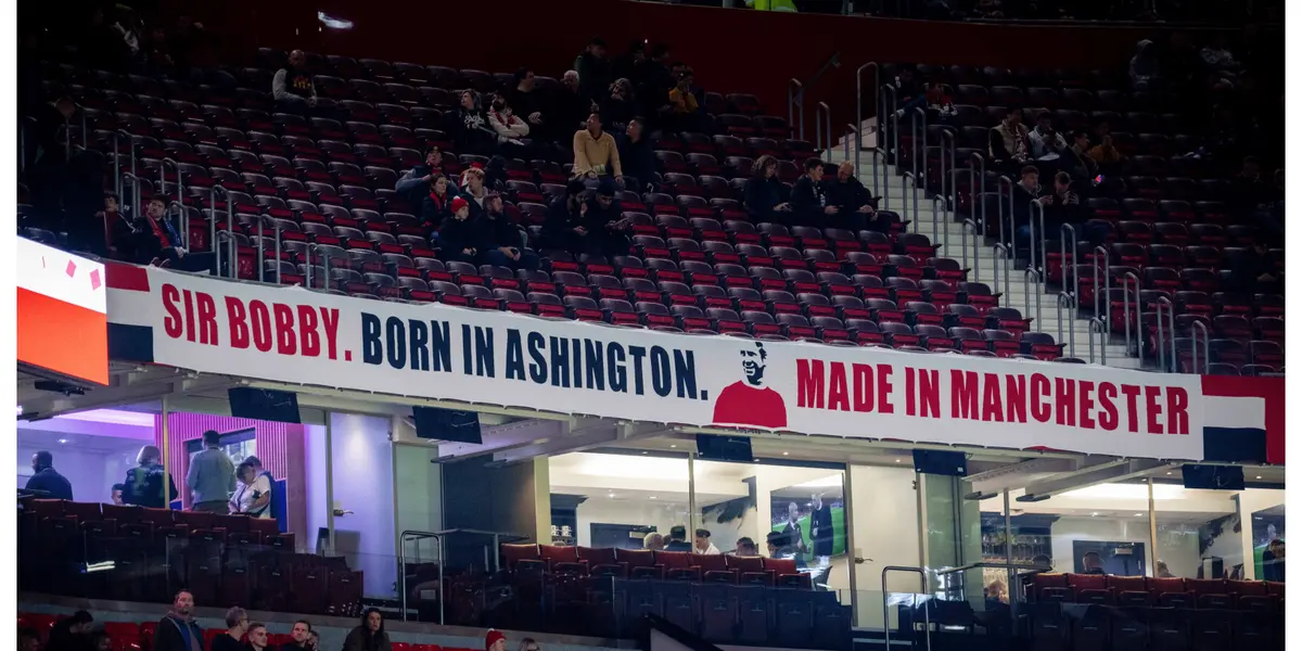 Manchester United fans are really grateful for their honour to Sir Bobby Charlton.