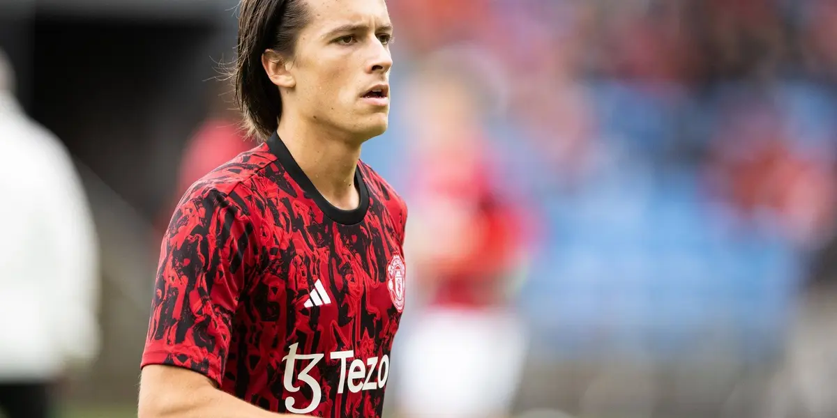 Manchester United have a promise from the young left back player.