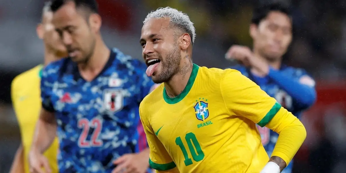 Manchester United have great players in their squad because the club needs the best players.