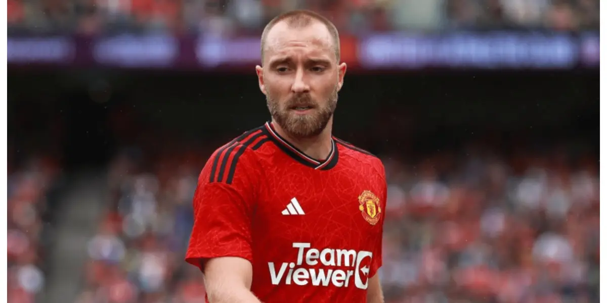 Manchester United need to reinforce the midfield of the team right away.