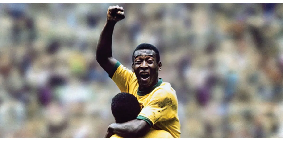 Manchester United star player pays special tribute to Pele which has garnered reactions from fans.
