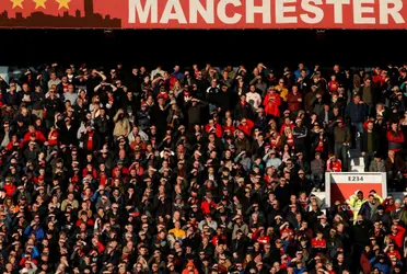 Playing at Manchester United is an honour for a lot of players, but in this case this player is talking bad about the red devils.