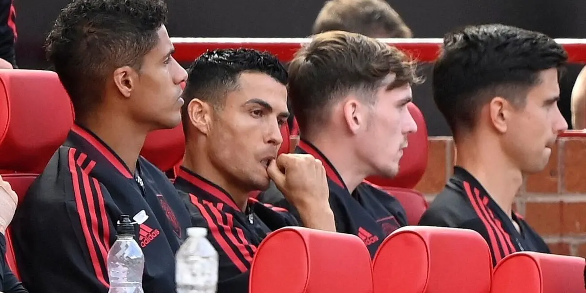 The 37-year-old Portuguese star is an iconic player of the team, despite that the player wants to leave the club.