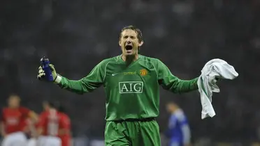 The Dutchman defined an era and is an idol for many of today's goalkeepers.