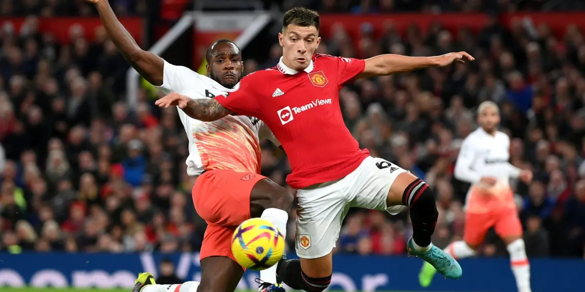 The Red Devils defender is loving life on the edge as he gets the backing of United's club legend.