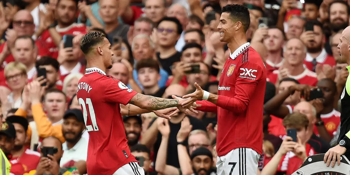 The Red Devils will be confident that the Brazilian will be able to play alongside Cristiano.