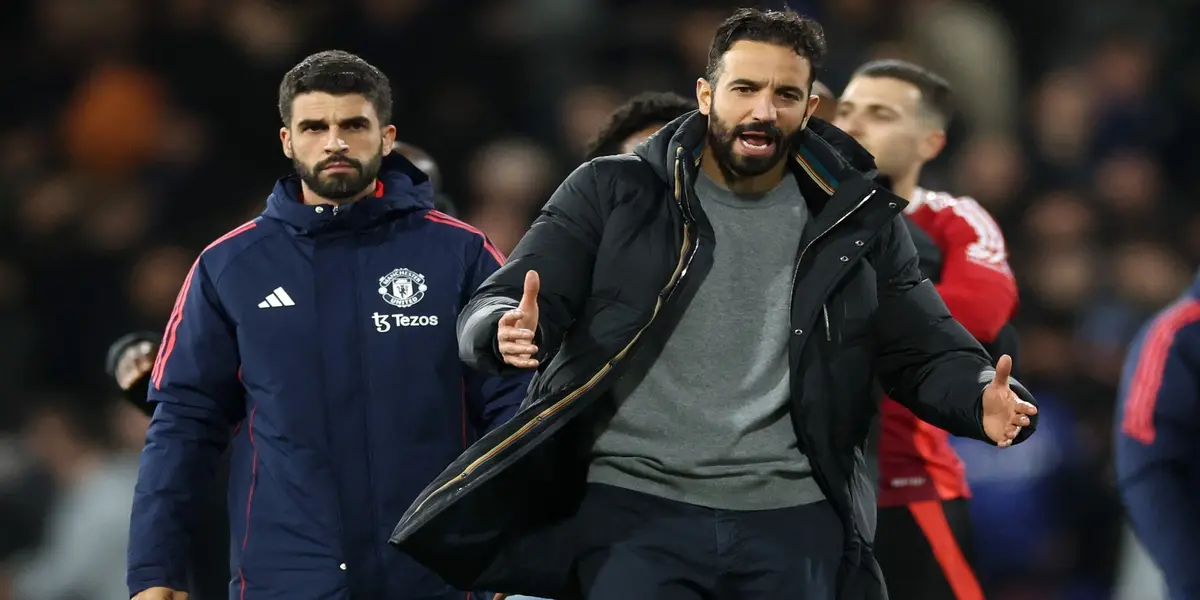 United snatch dramatic derby win with late show