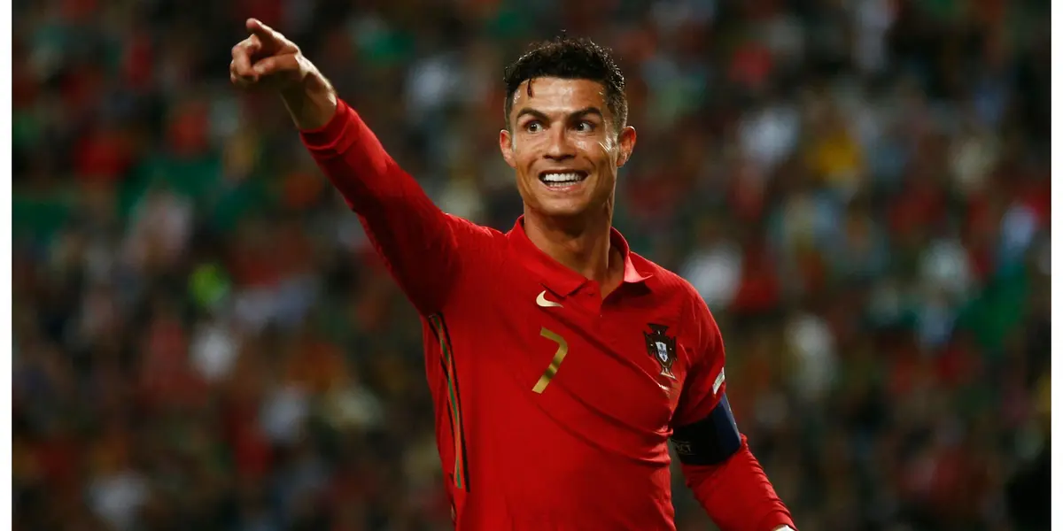 While United mourn their loss of top talent, Ronaldo cheers fans on as Portugal continues to win.